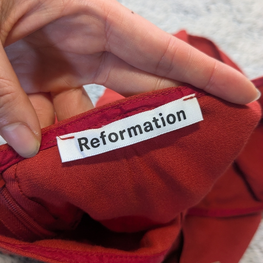NEW Reformation Red Mini Skirt Margot with Slit Size 6 - Picture 7 of 8